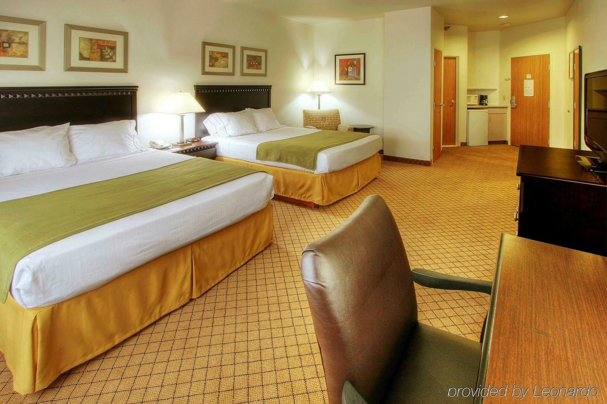 Baymont By Wyndham Roswell Hotel Ngoại thất bức ảnh